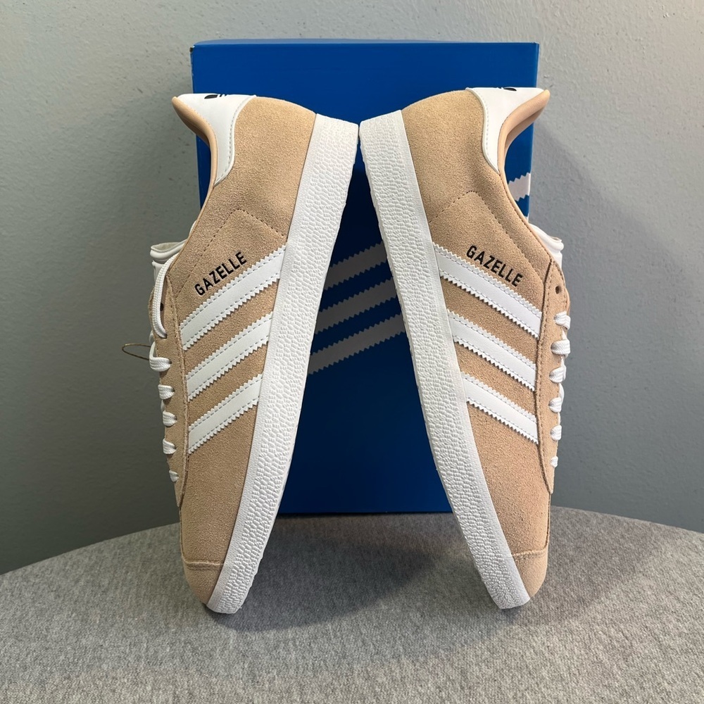 Adidas Classic Gazelle Suede Sneaker Halo Blush Women's Shoe Size 7.5 ID7006 - Picture 8 of 11